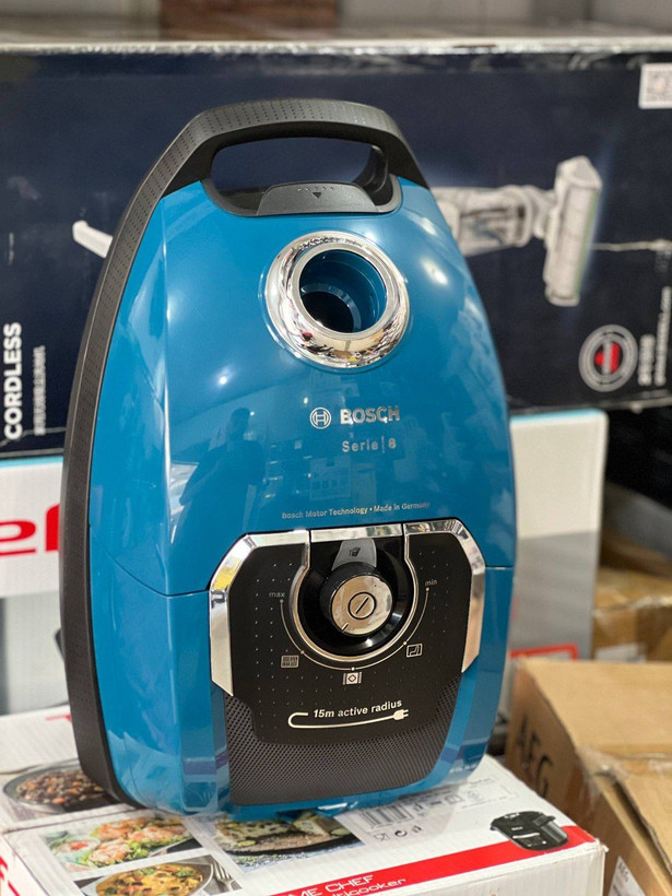 جاروبرقی بوش اصل آلمان مدل BGL81800